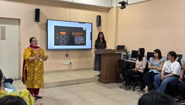 School of Design and L&D Team Host Insightful Session on Communication and Body Language 1