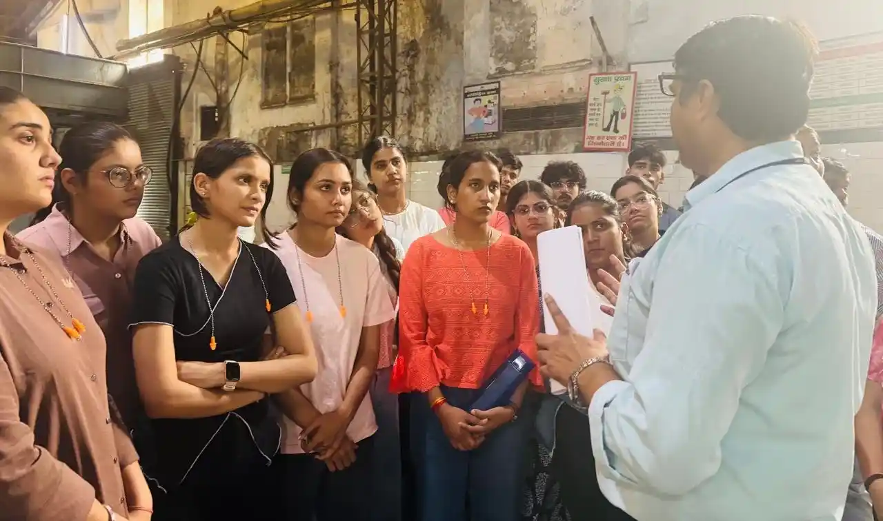 B.Design Industrial Visit to GBTL 1