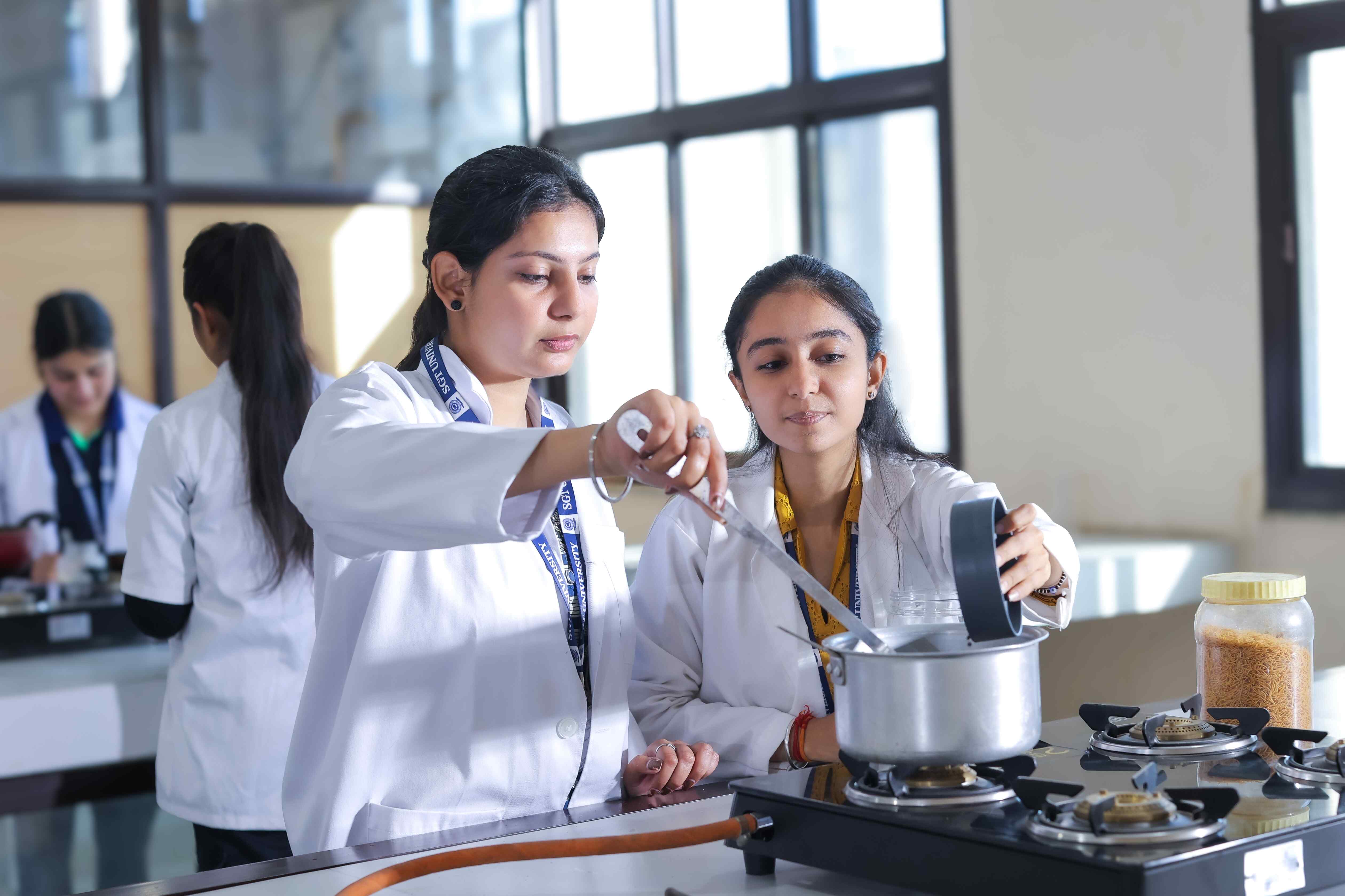 Master of Science (Nutrition & Dietetics) [Clinical Nutrition, Public Health Nutrition, Sports Nutrition]