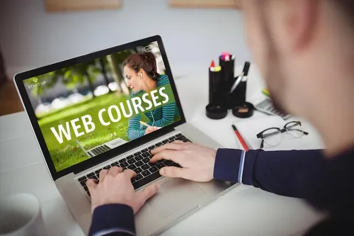 Importance of Online Courses for Career Advancement - SGT University