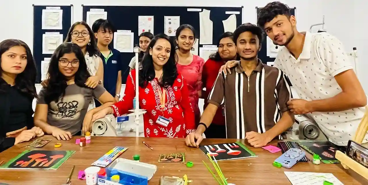 Color Therapy on Canvas: Relax, Reflex & Create 1